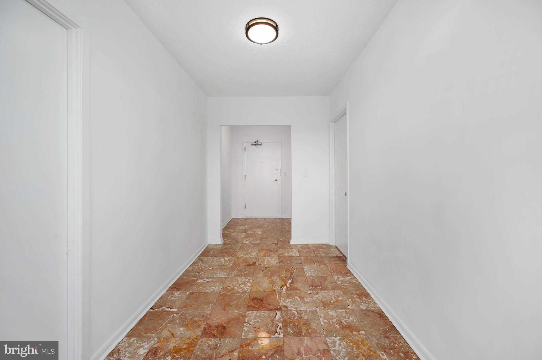 5501 Seminary Road, Unit 511S Falls Church, VA 22041 - Photo 5 of 44 a view of a hallway