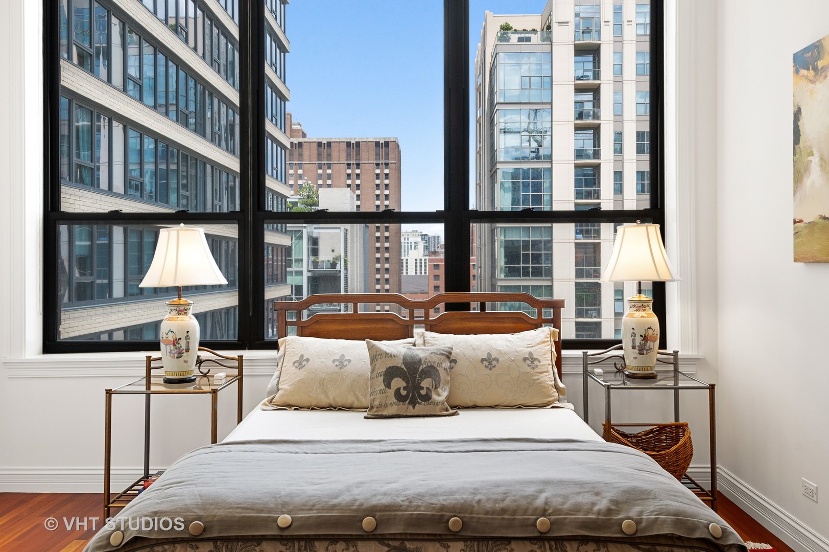 152 West Huron Street, Unit 7 Chicago, IL 60654 - Photo 21 of 32