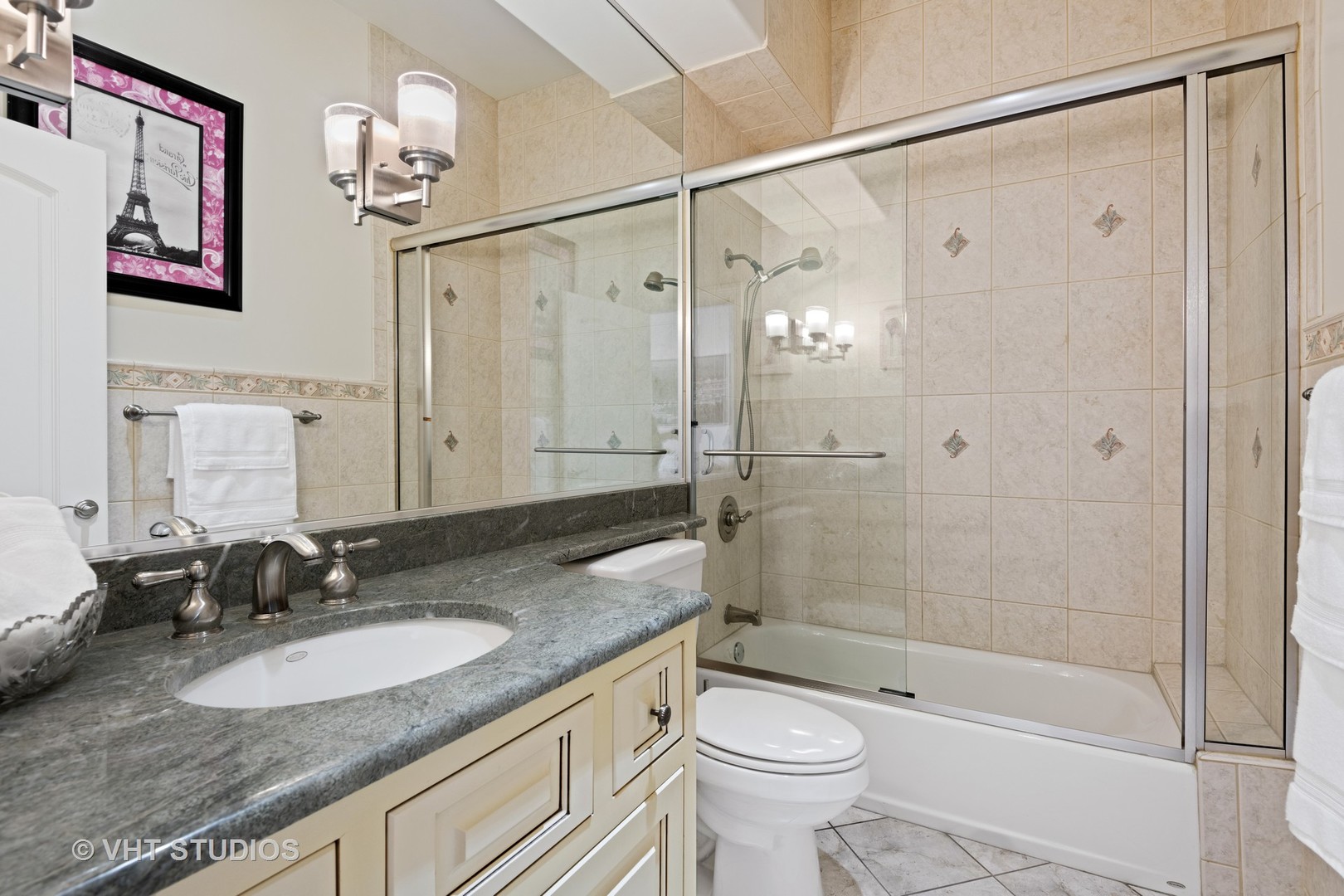 152 West Huron Street, Unit 7 Chicago, IL 60654 - Photo 22 of 32