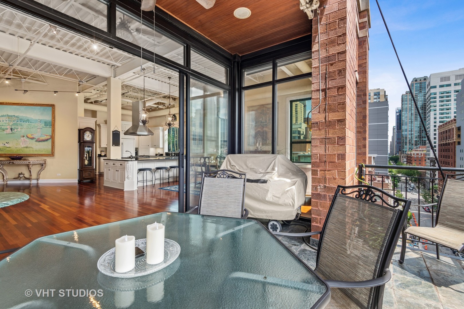 152 West Huron Street, Unit 7 Chicago, IL 60654 - Photo 27 of 32