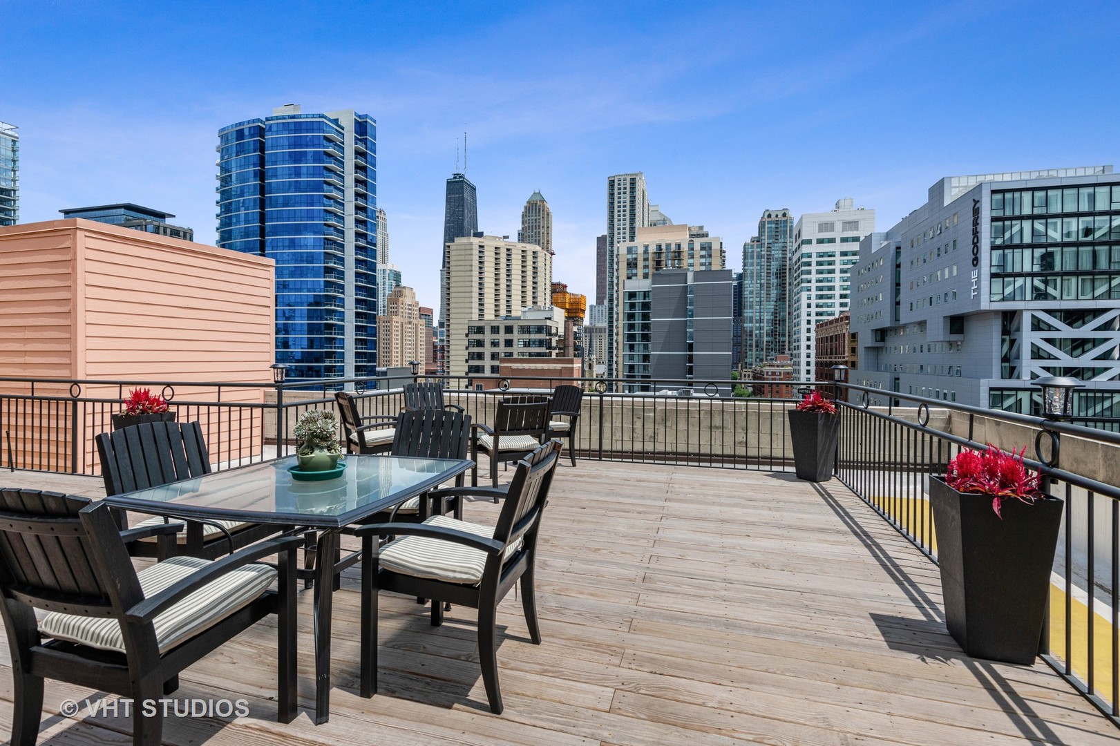 152 West Huron Street, Unit 7 Chicago, IL 60654 - Photo 29 of 32