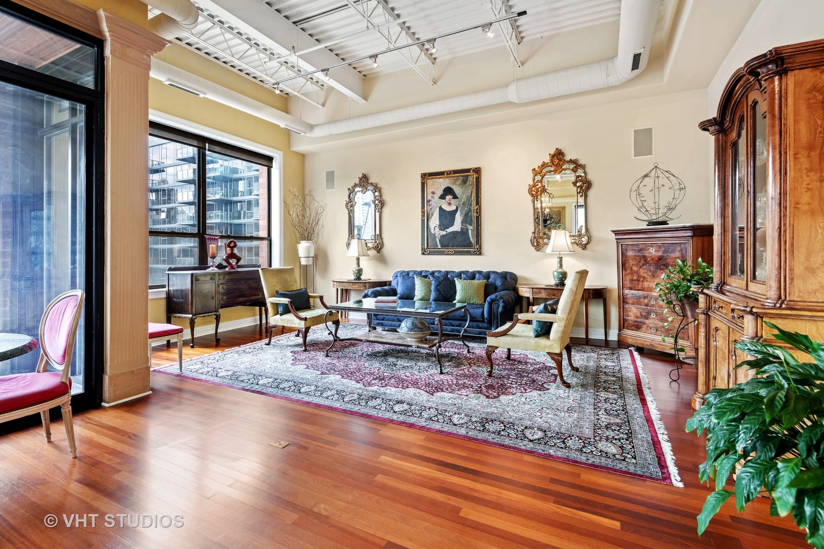 152 West Huron Street, Unit 7 Chicago, IL 60654 - Photo 4 of 32