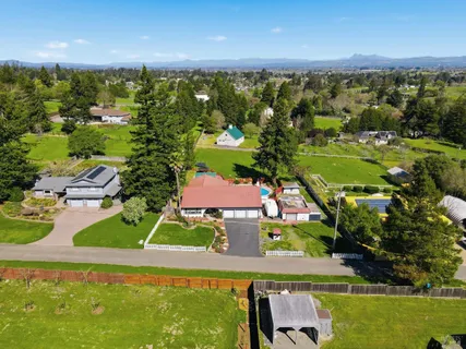 $1,349,000 | 5174 Blank Road, Sebastopol, CA 95472