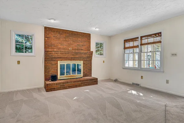 $629,950 | 5206 Squires Court, Roanoke, VA 24018