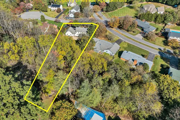 $629,950 | 5206 Squires Court, Roanoke, VA 24018