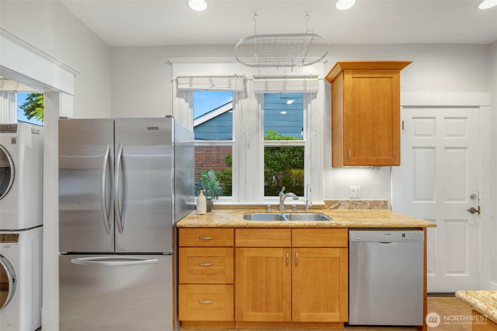 1820 South Weller Street Seattle, WA 98144 - Photo 10 of 30 Gallery Image 10