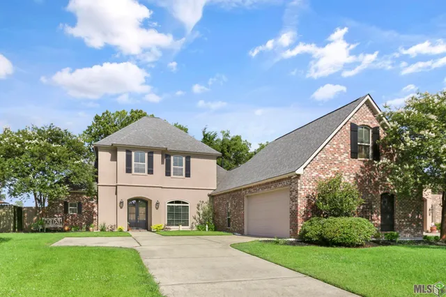 $565,000 | 5826 Nature Trail Drive, Baton Rouge, LA 70817
