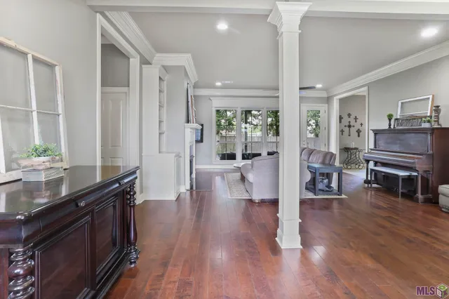 $565,000 | 5826 Nature Trail Drive, Baton Rouge, LA 70817