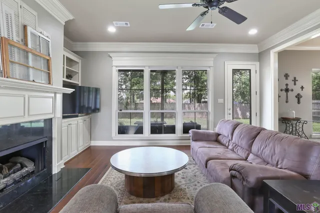 $565,000 | 5826 Nature Trail Drive, Baton Rouge, LA 70817