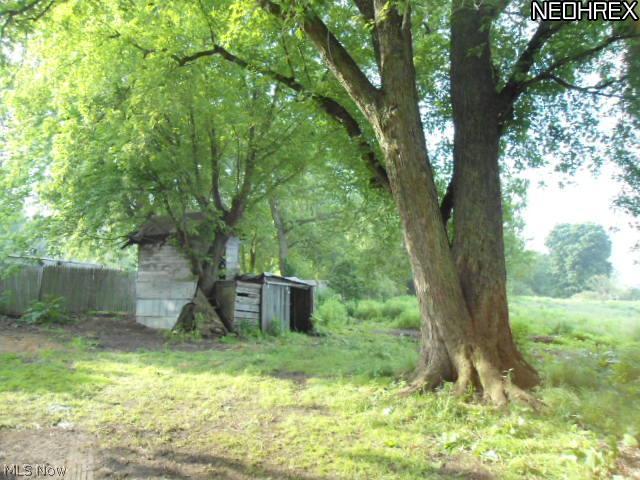 2310 Wright Road Akron, OH 44320 - Photo 6 of 17