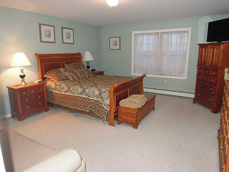 309 Fort Fairfield Road Caribou, ME 04736 - Photo 5 of 32 Master Bath/Spa.