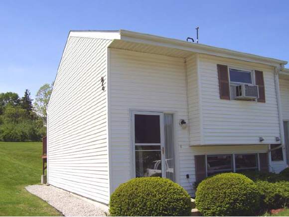 875 Mammoth Road, Unit 1 Manchester, NH 03104 - Photo 1 of 1