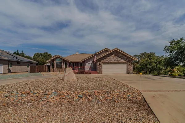 $475,000 | 31 Willet Court, Wallace, CA 95254