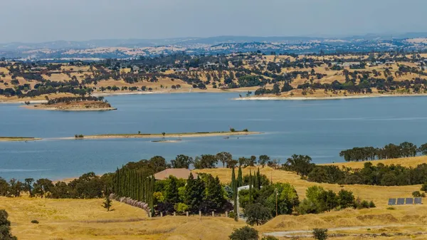 $475,000 | 31 Willet Court, Wallace, CA 95254