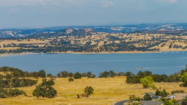 $475,000 | 31 Willet Court, Wallace, CA 95254