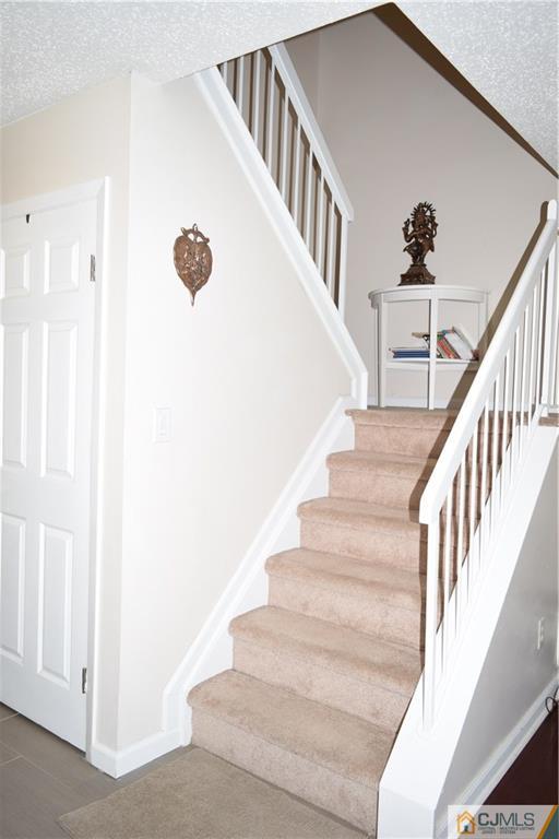 338 Lunar Road Piscataway, NJ 08854 - Photo 8 of 20