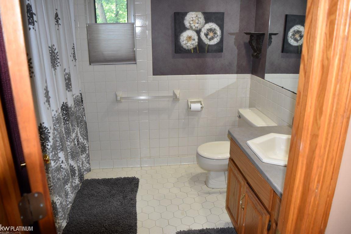 8860 Big Hand Road Columbus, MI 48063 - Photo 43 of 79 31326950-43.JPG