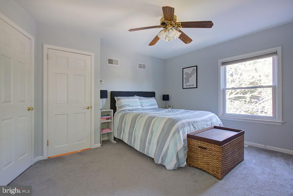 8607 Old Line Road Philadelphia, PA 19128 - Photo 16 of 27