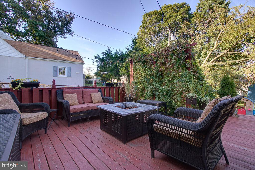 8607 Old Line Road Philadelphia, PA 19128 - Photo 24 of 27