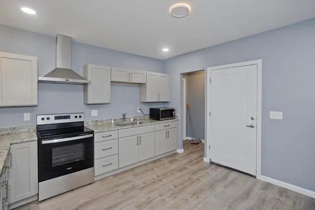 $1,800 | 27 Charbonneau Terrace, Unit 27, Chicopee, MA 01013