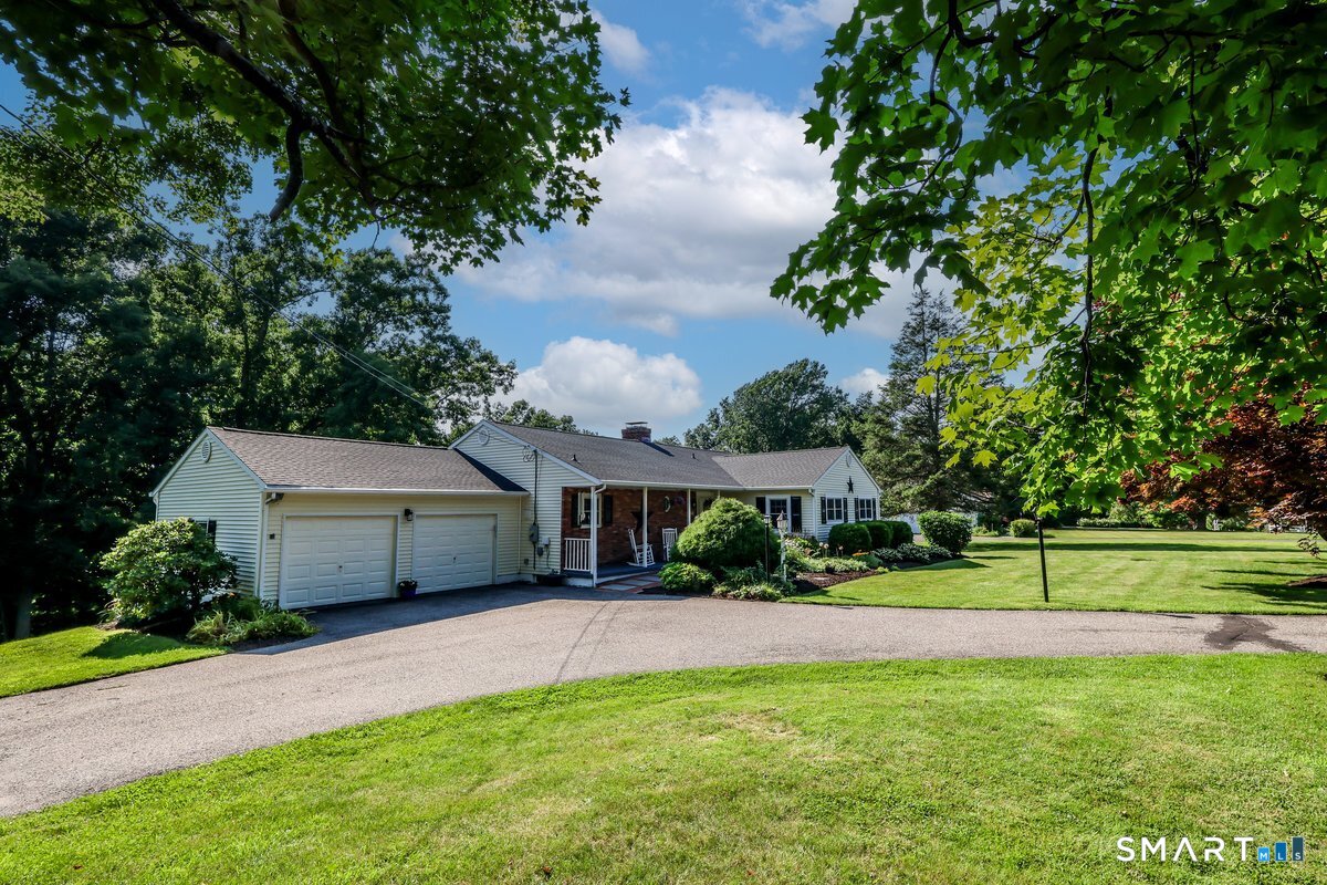 41 High Ridge Road Brookfield, CT 06804 - Photo 3 of 39