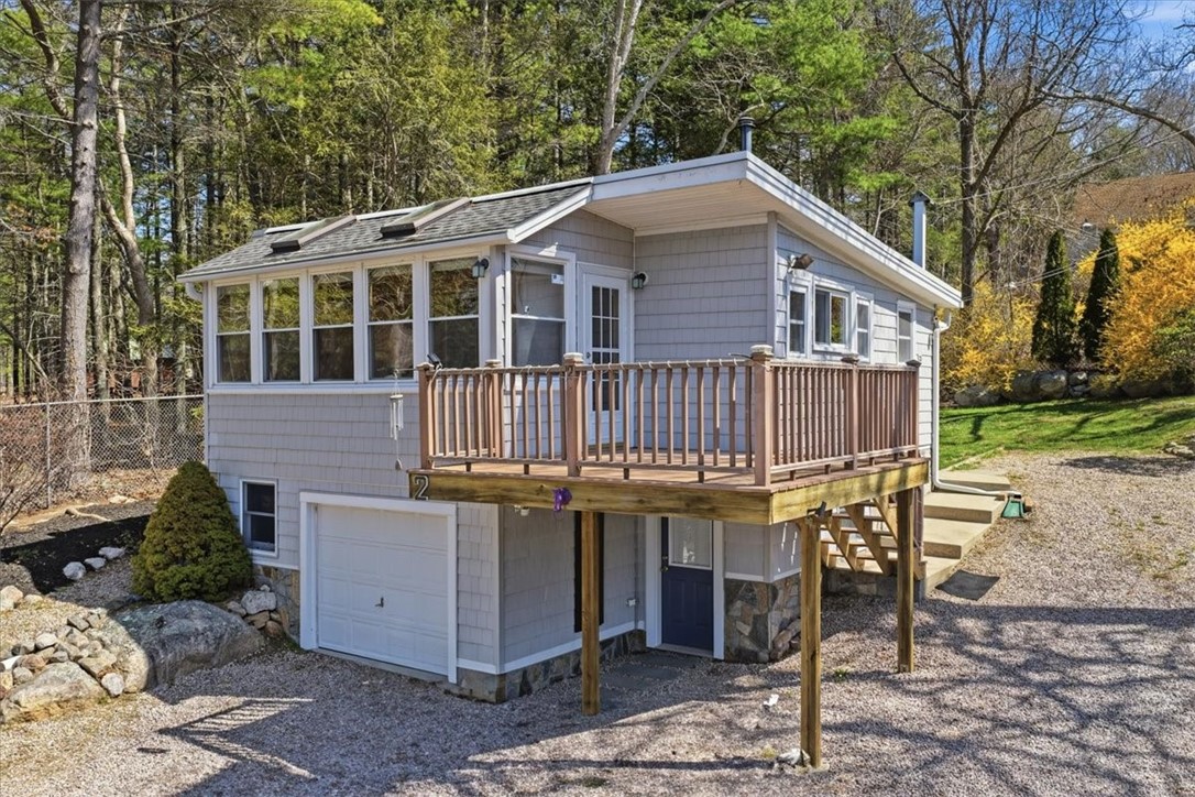 2 Michelle Lane Charlestown, RI 02813 - Photo 8 of 43