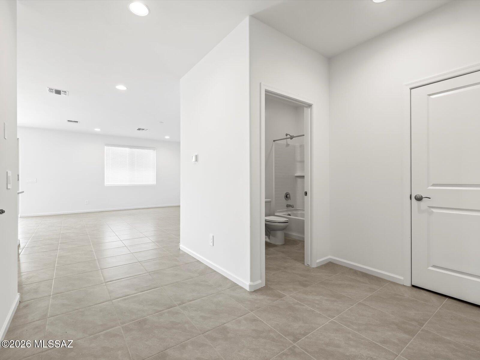5156 West Bowen House Road Tucson, AZ 85757 - Photo 7 of 32