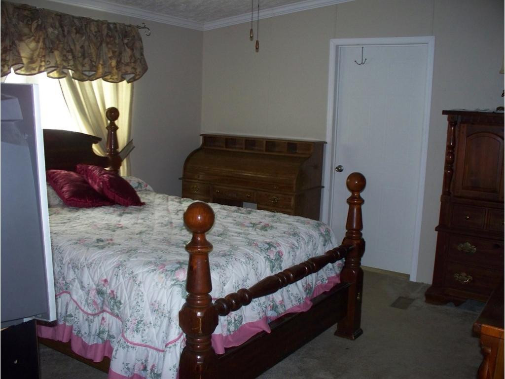 7833 Birchfield Road Wise, VA 24293 - Photo 7 of 16 master bedroom