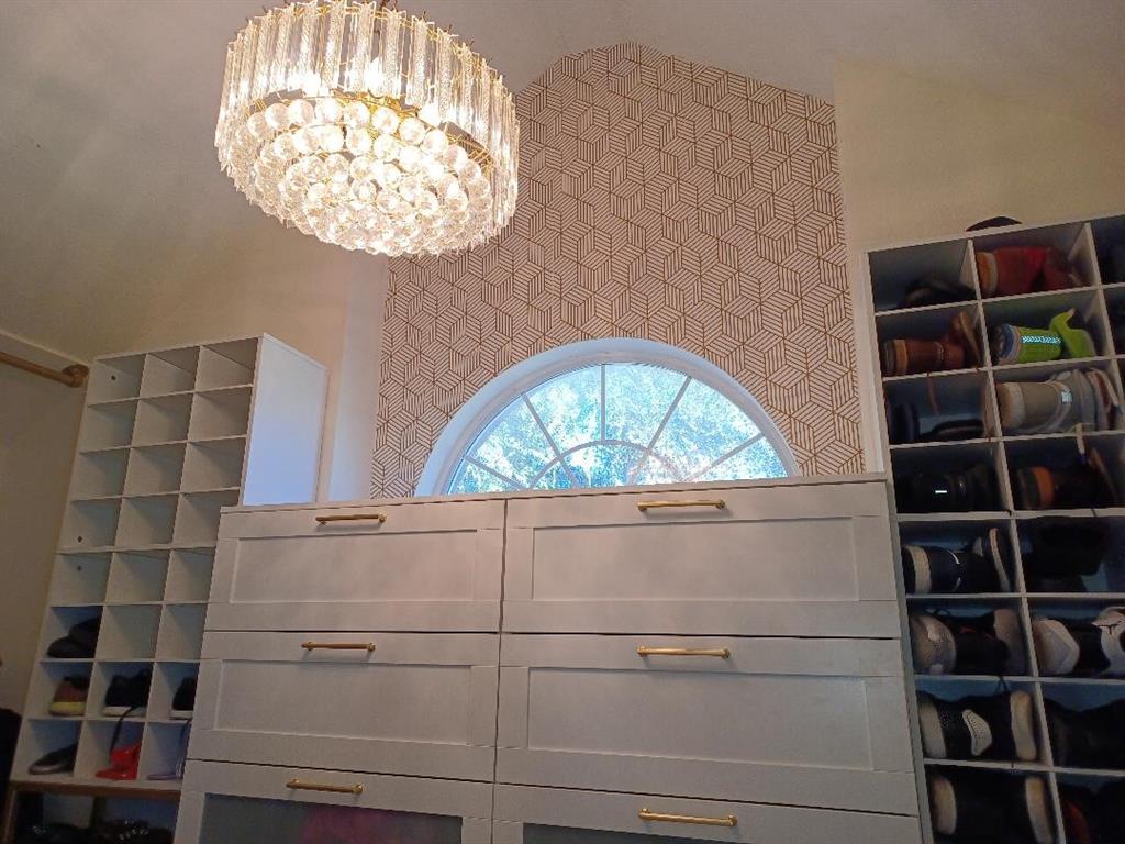 109 Cole Road Red Oak, TX 75154 - Photo 36 of 39 an empty room with wooden floor and windows