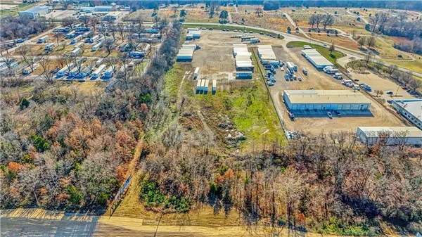 $895,000 | 799 West Young Street, Warrensburg, MO 64093