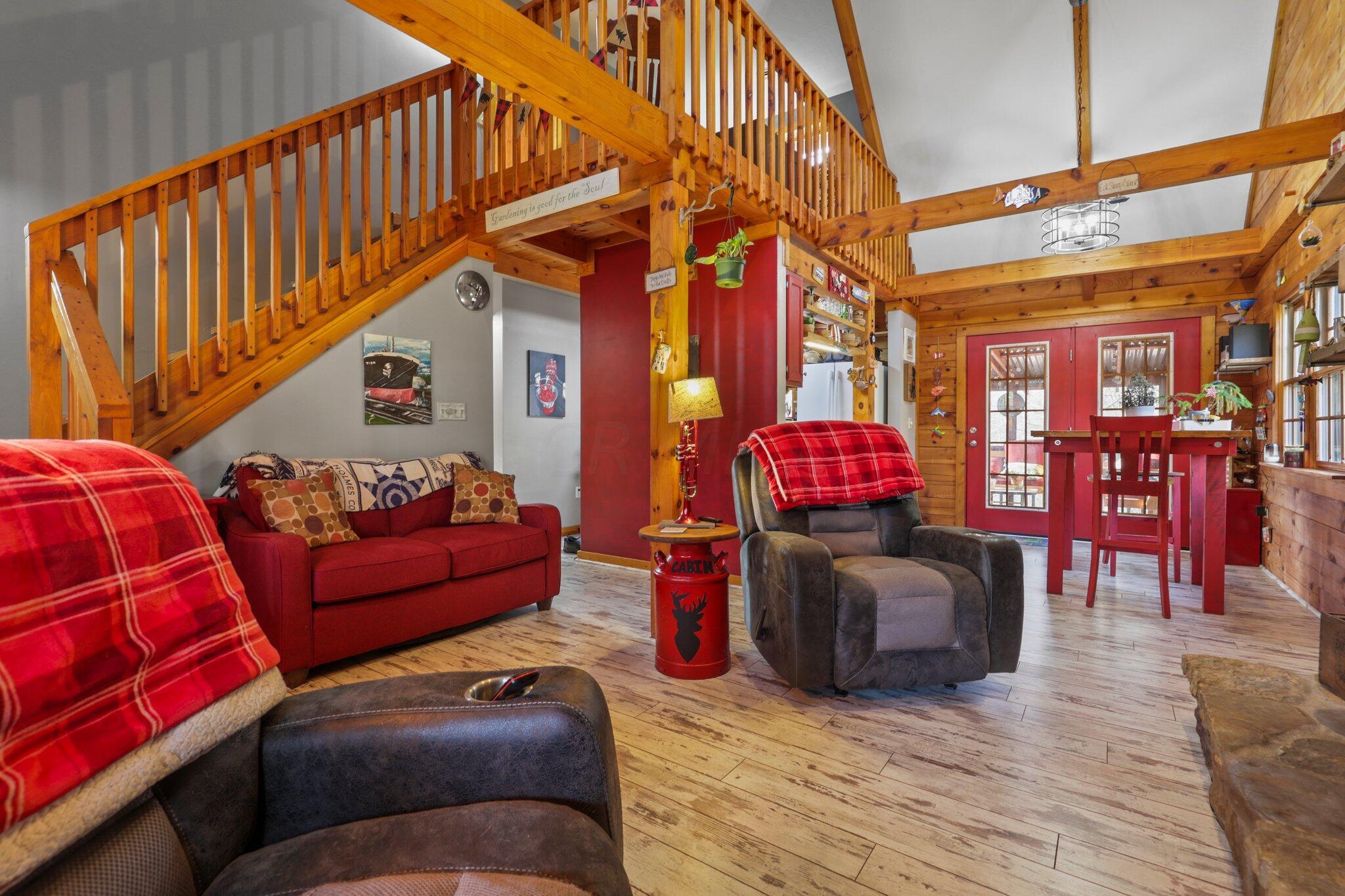 3995 Raccoon Valley Road Alexandria, OH 43001 - Photo 12 of 93 Living area