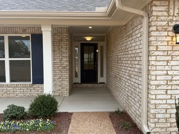 $314,700 | 329 Cardinal Lane, Senatobia, MS 38668