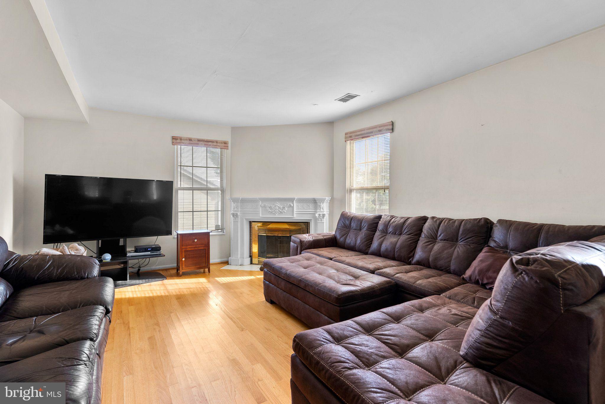 2821 Gracefield Road Silver Spring, MD 20904 - Photo 4 of 16