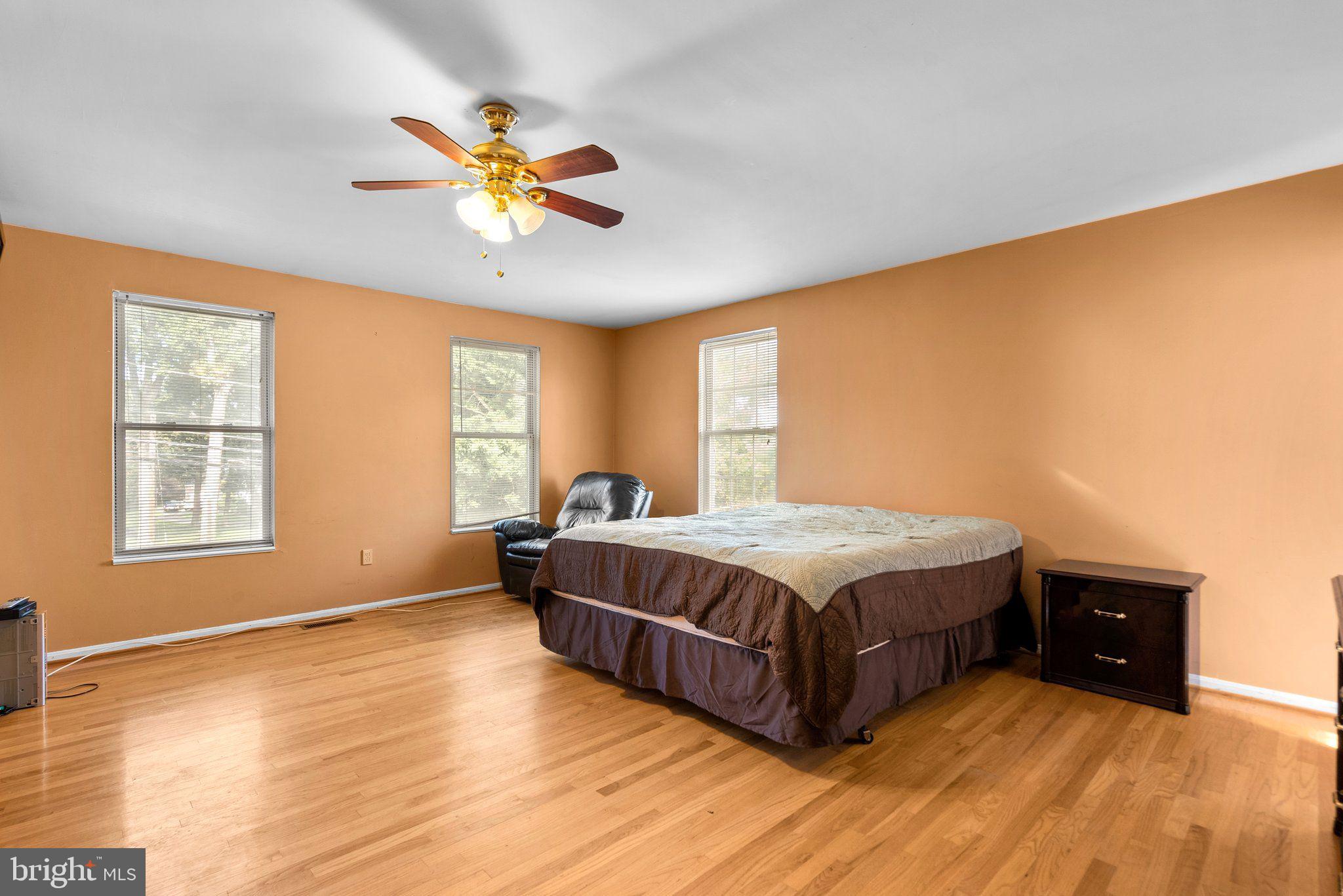 2821 Gracefield Road Silver Spring, MD 20904 - Photo 10 of 16