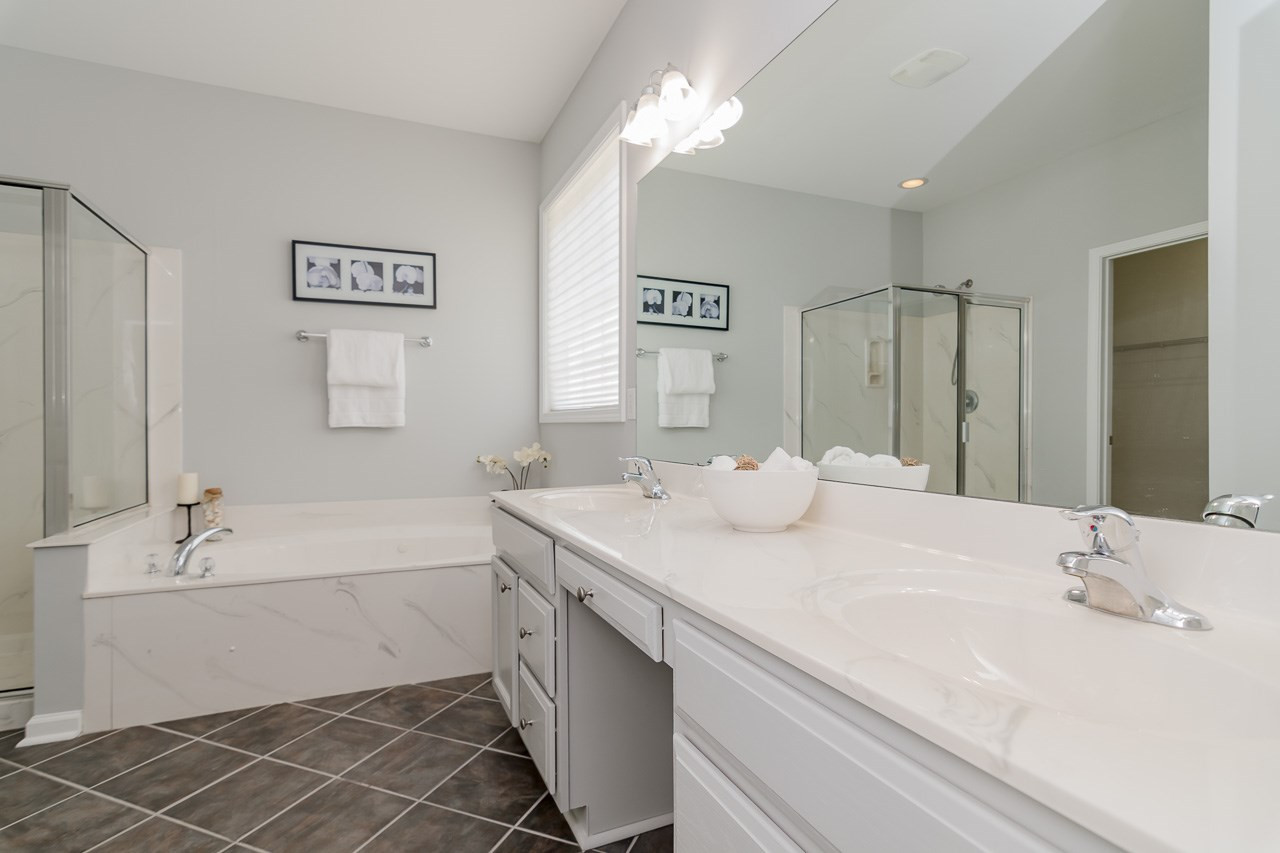 4425 Fairview Ridge Lane Apex, NC 27539 - Photo 23 of 29 Owner' Spa Bath