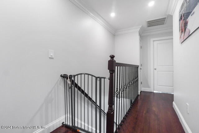 215 Presentation Circle Staten Island, NY 10312 - Photo 15 of 33 Photo May 28 2024, 11 26 17 PM