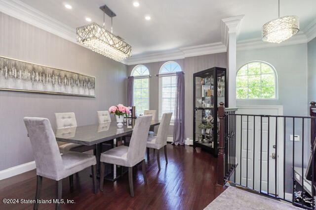 215 Presentation Circle Staten Island, NY 10312 - Photo 3 of 33 Photo May 28 2024, 11 12 26 PM (1)