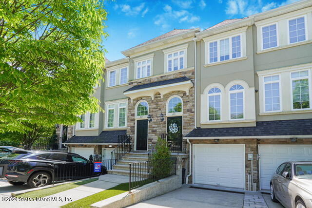 215 Presentation Circle Staten Island, NY 10312 - Photo 33 of 33 Photo May 28 2024, 11 30 49 PM