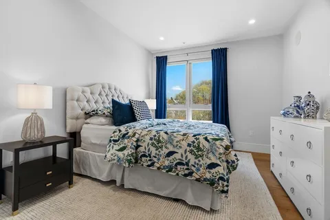 $889,000 | 60 Newbury Street, Unit 1, Quincy, MA 02171