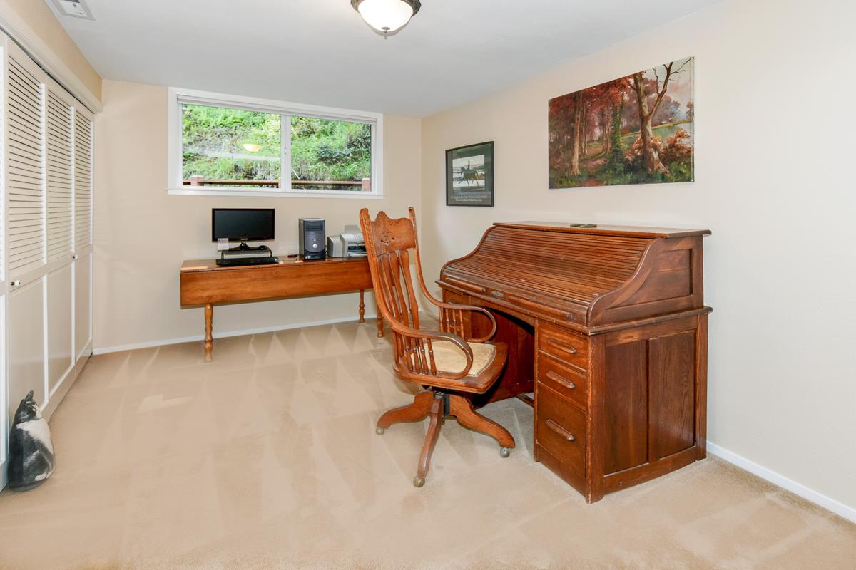 385 Sugarloaf Road Scotts Valley, CA 95066 - Photo 17 of 32 Gallery Image 17