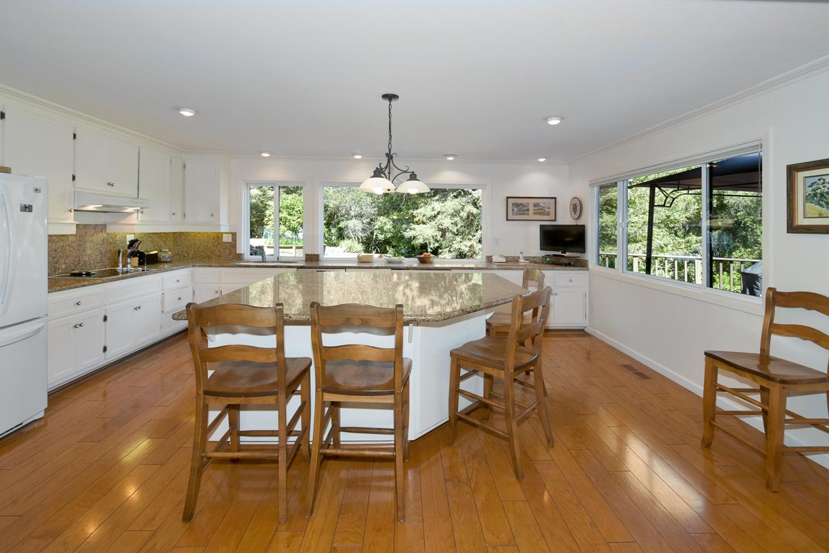 385 Sugarloaf Road Scotts Valley, CA 95066 - Photo 4 of 32 Gallery Image 4