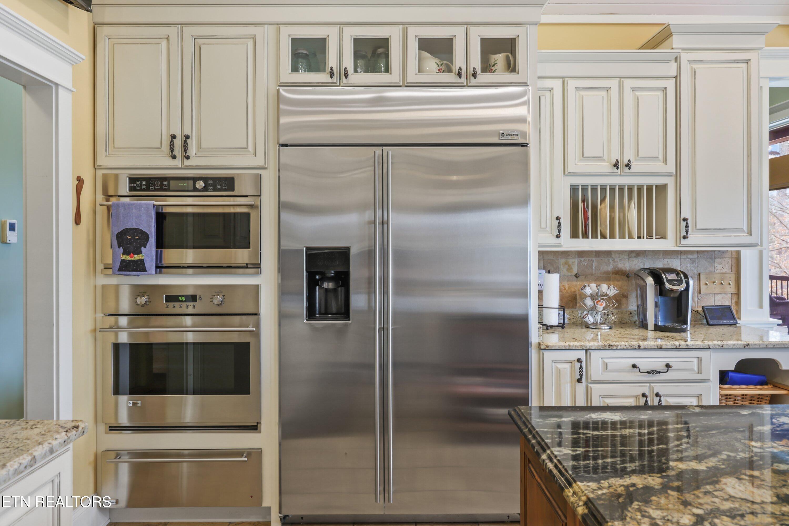 169 Helms Ferry Road Sharps Chapel, TN 37866 - Photo 19 of 60 GE Monogram Appliances