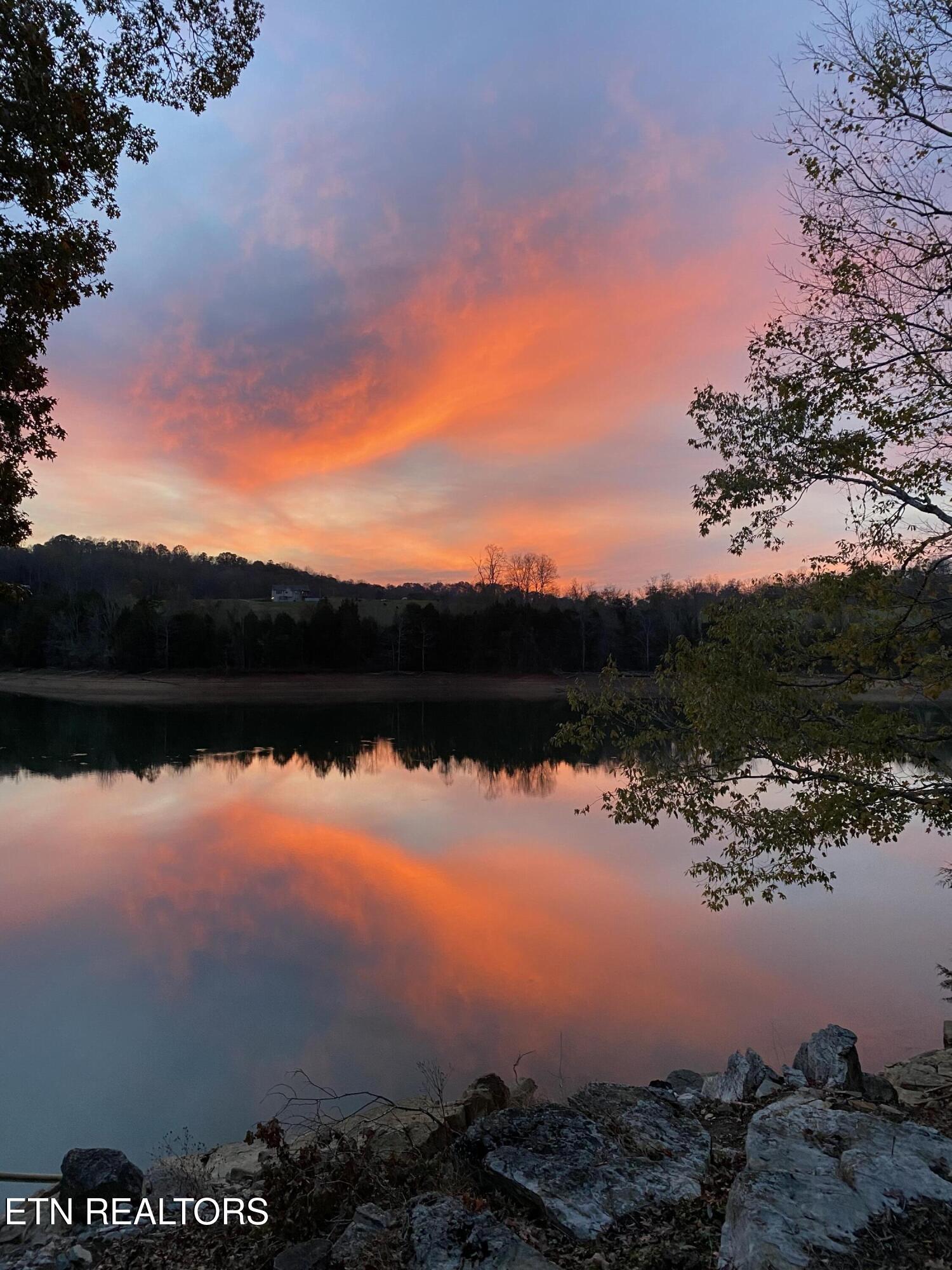 169 Helms Ferry Road Sharps Chapel, TN 37866 - Photo 39 of 60 Lakeside Sunsets