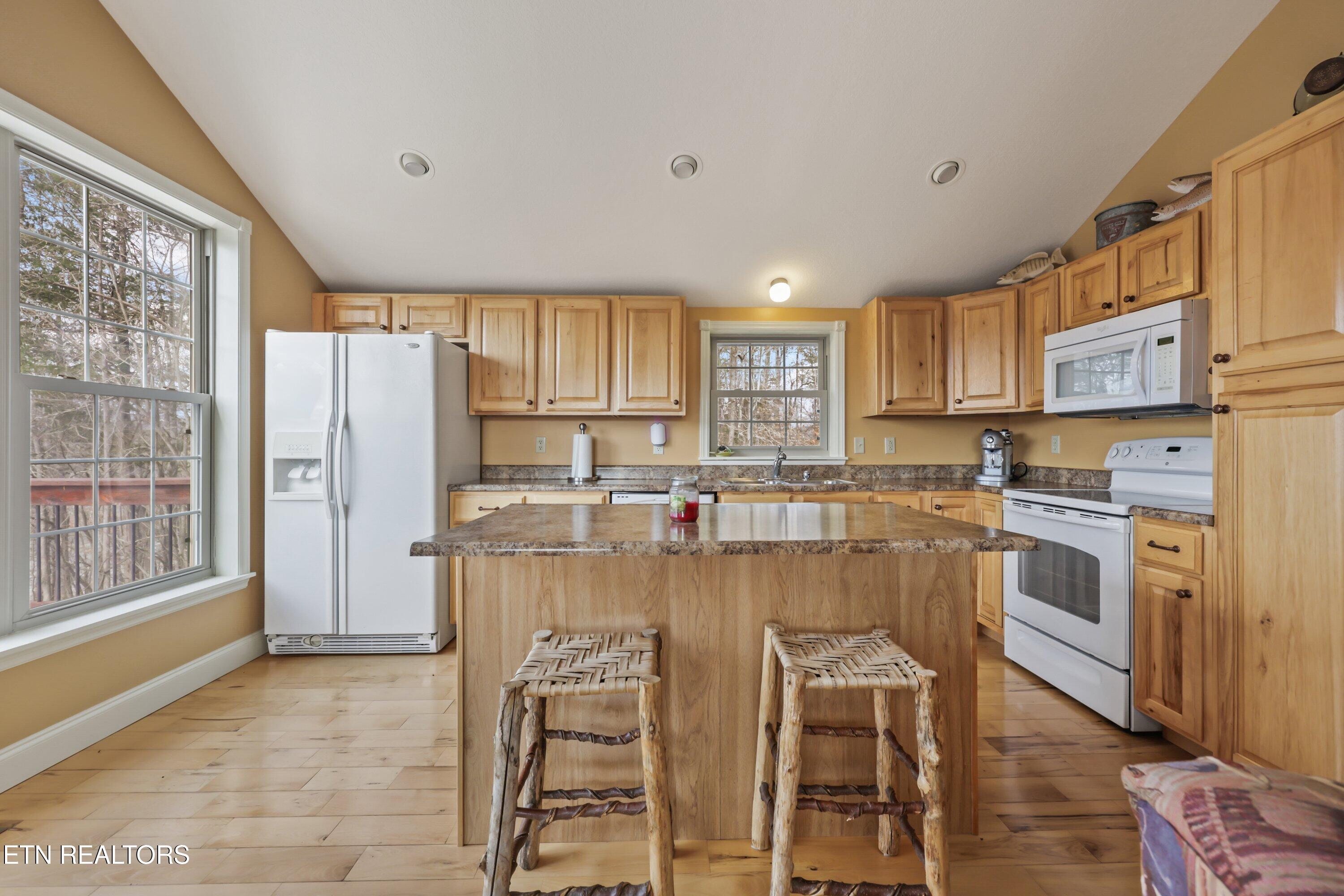 169 Helms Ferry Road Sharps Chapel, TN 37866 - Photo 49 of 60 Carriage House kitchen