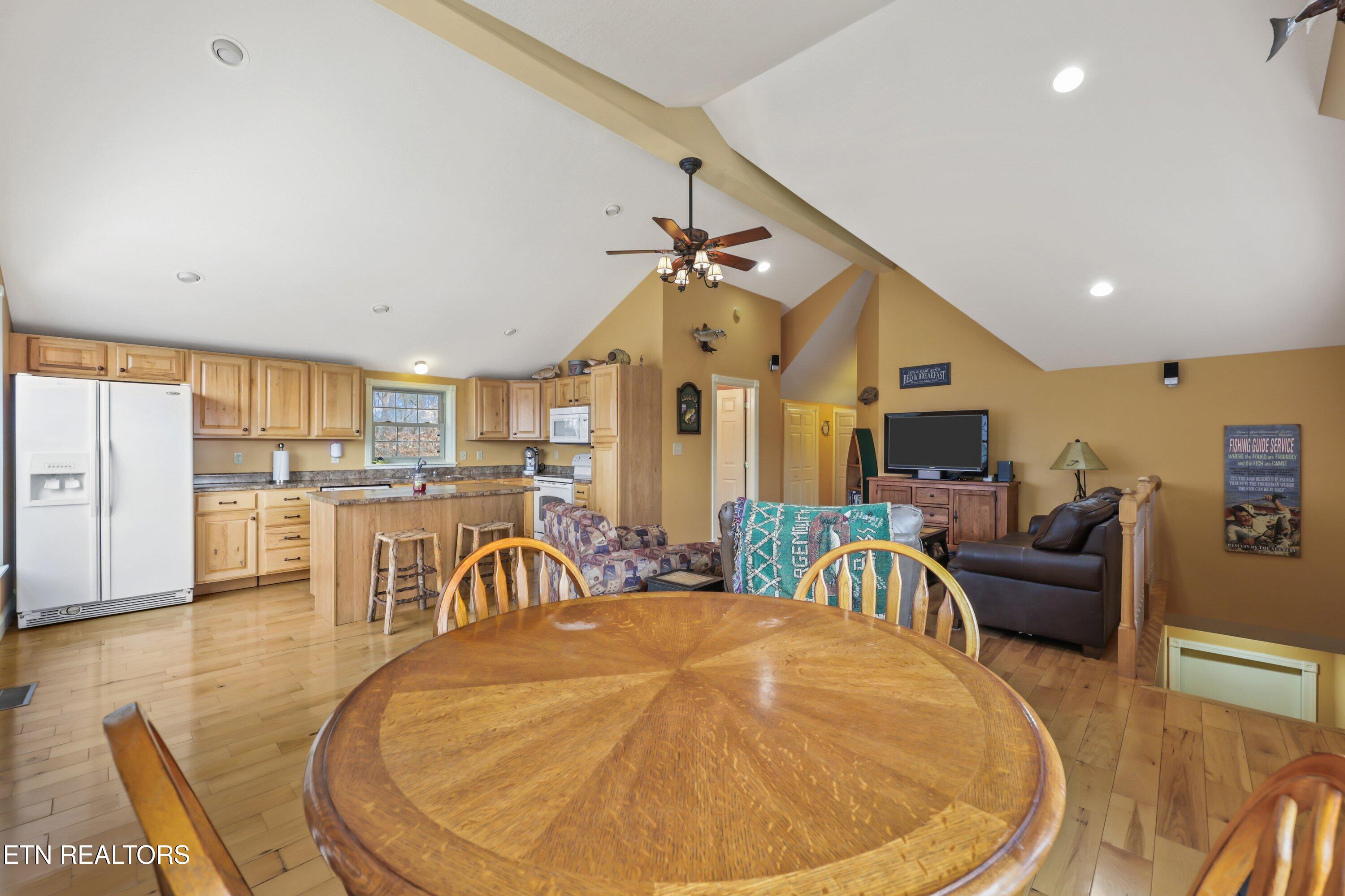 169 Helms Ferry Road Sharps Chapel, TN 37866 - Photo 50 of 60 Carriage House Dining