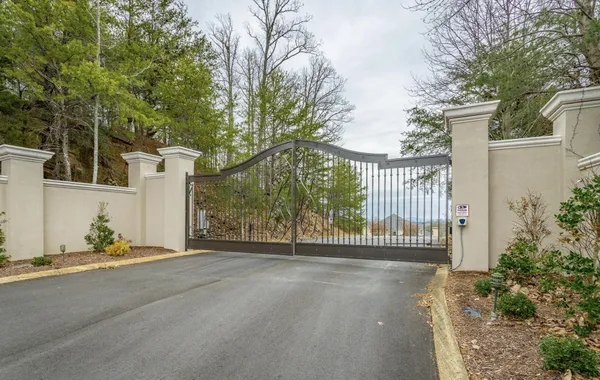 $2,500,000 | 8269 Balata Drive, Ooltewah, TN 37363