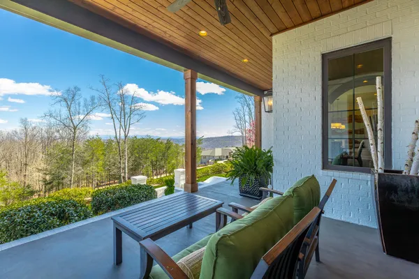 $2,500,000 | 8269 Balata Drive, Ooltewah, TN 37363