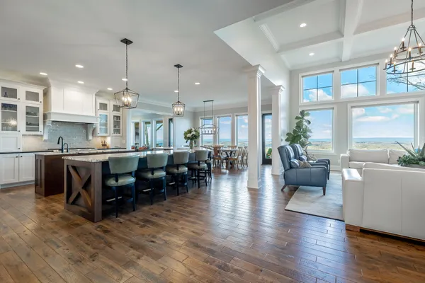 $2,500,000 | 8269 Balata Drive, Ooltewah, TN 37363