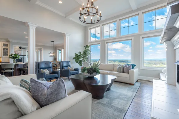 $2,500,000 | 8269 Balata Drive, Ooltewah, TN 37363