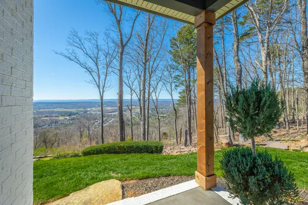 $2,500,000 | 8269 Balata Drive, Ooltewah, TN 37363
